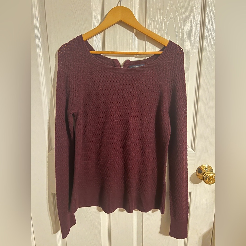 American Eagle | Burgundy Crew Neck Sweater with Zipper Detail | Size Large